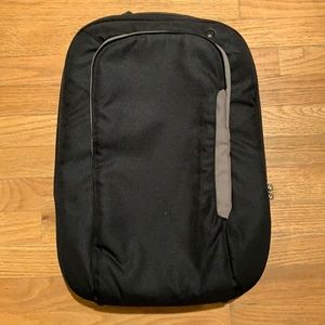 Belkin Black Laptop Bag Backpack Bookbag Notebook